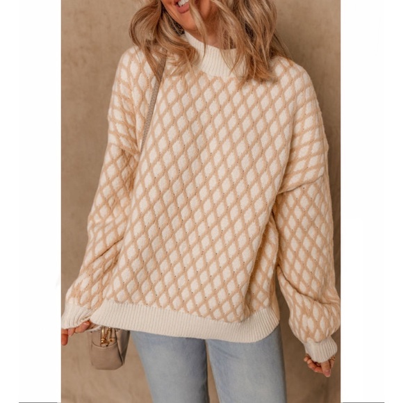 Oatmeal Diamond Knit Sweater - Picture 2 of 11